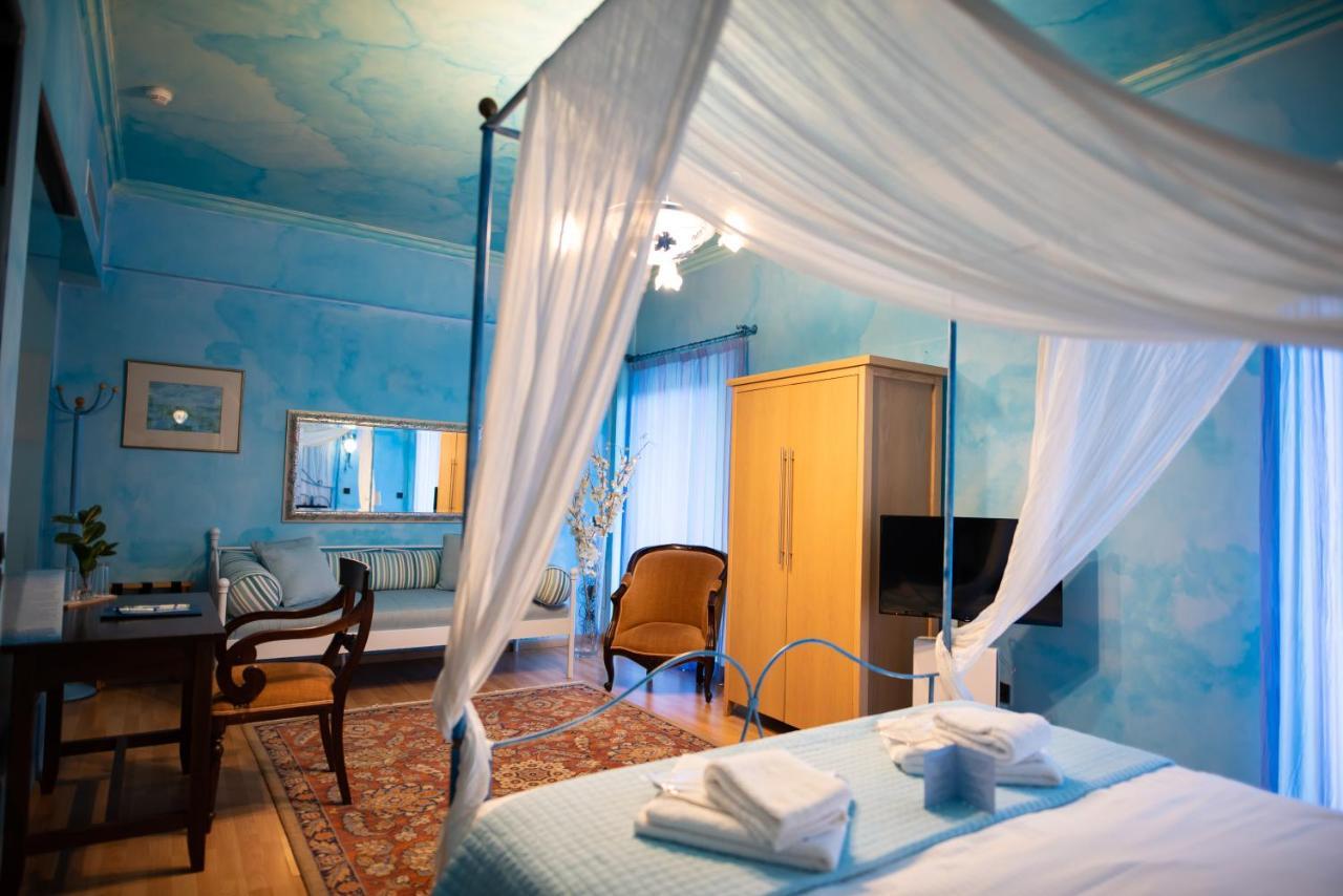 אתונה Anastazia Luxury Suites & Spa מראה חיצוני תמונה