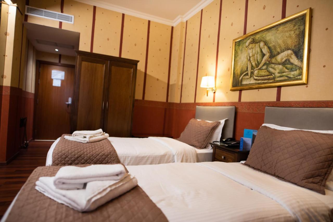 אתונה Anastazia Luxury Suites & Spa מראה חיצוני תמונה